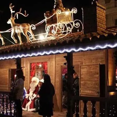 Semesterbostad Petroni *